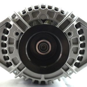ALT008 - Alternador eletrônico modelo Bosch 0124655008 24V 110 A, polia 8 canais com 63mm. Aplicação Volvo