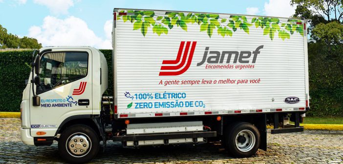 Jamef testa caminhão elétrico iEV1200T da JAC Motors