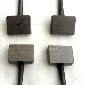 ESCM472 - Kit com 4 escovas para motor de partida Mitsubishi M009T80472