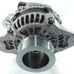 ALT5593 - Alternador Mitsubishi A004TR5593, 24V 110A. Polia 8 canais, diâmetro de 82mm.